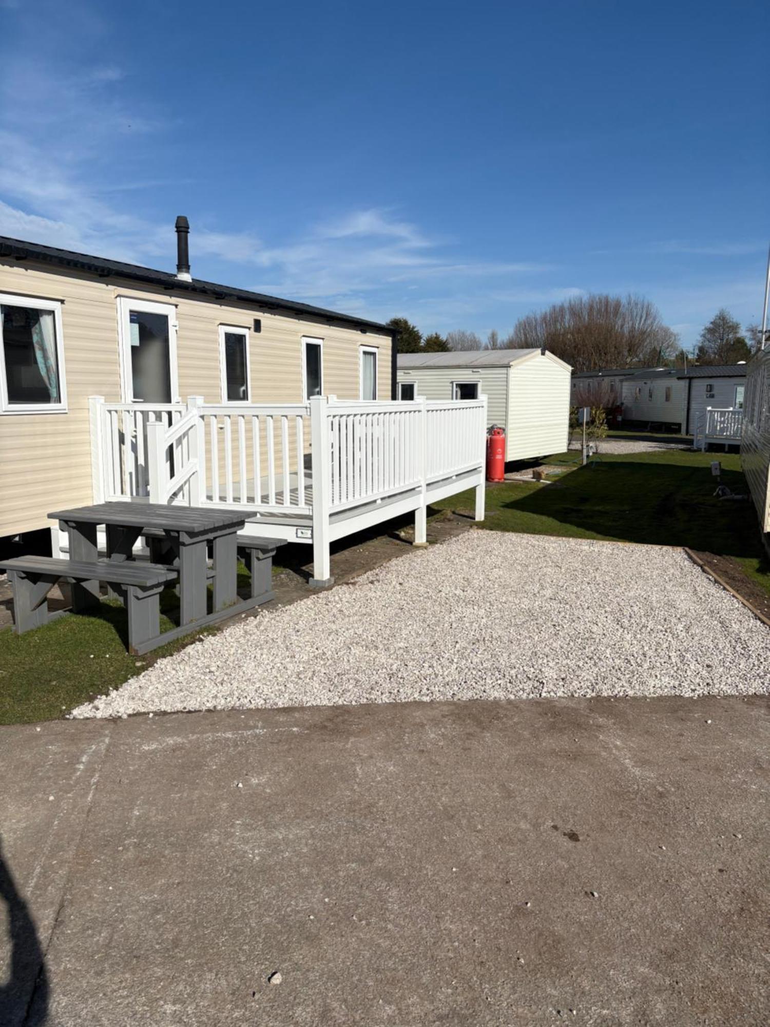Mccanns Caravan Marton Mere — Photos 2